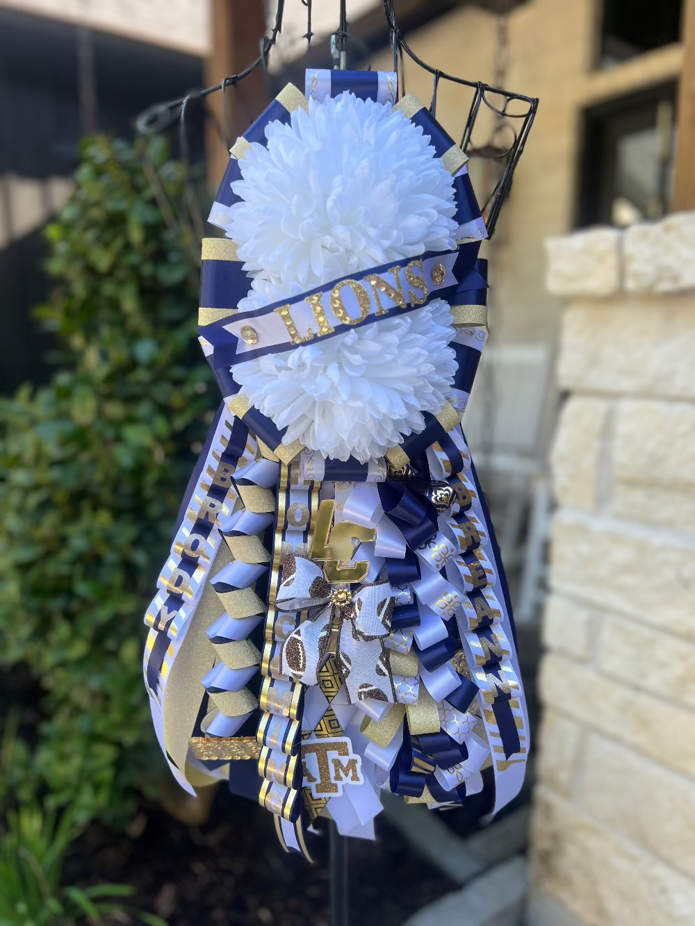 Double Garter, Lake Creek High School