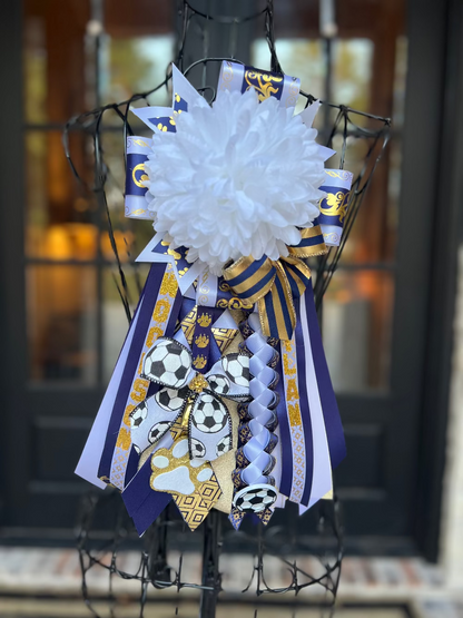 Mini Mum, Lake Creek High School