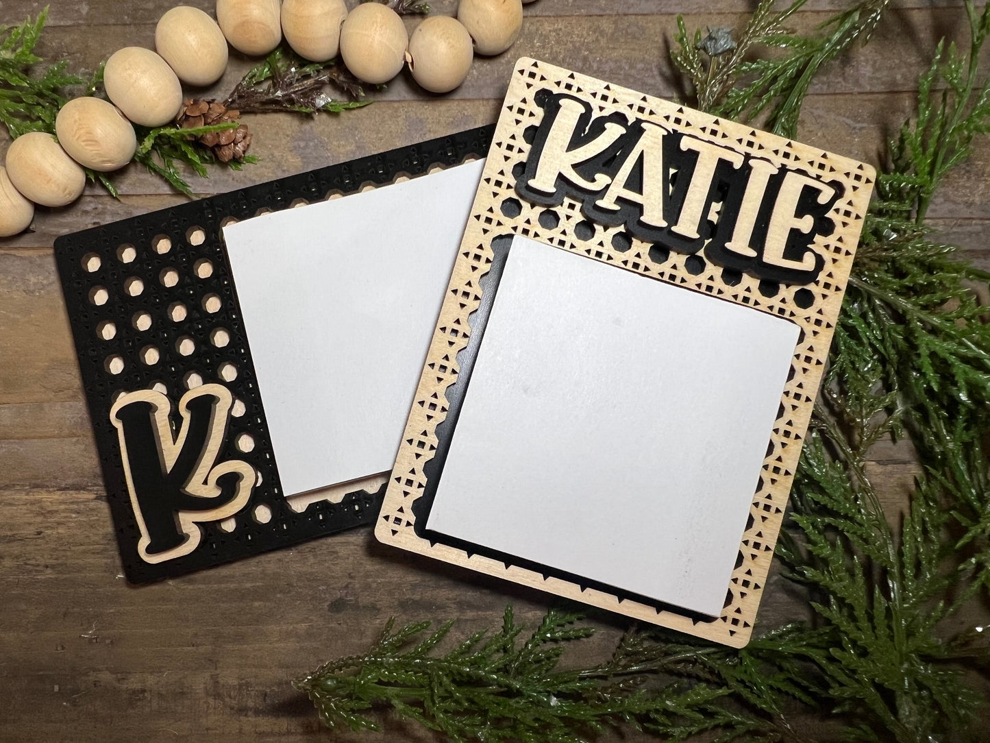 Rattan Sticky Note Holder